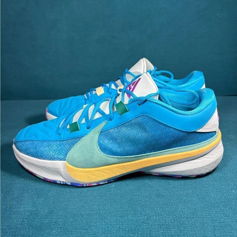 Size 13 - Men’s Nike Zoom Freak 5 multicolor shoes